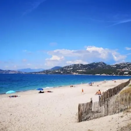 T3 Agreable, Proche Centre Et Plage. Apartment